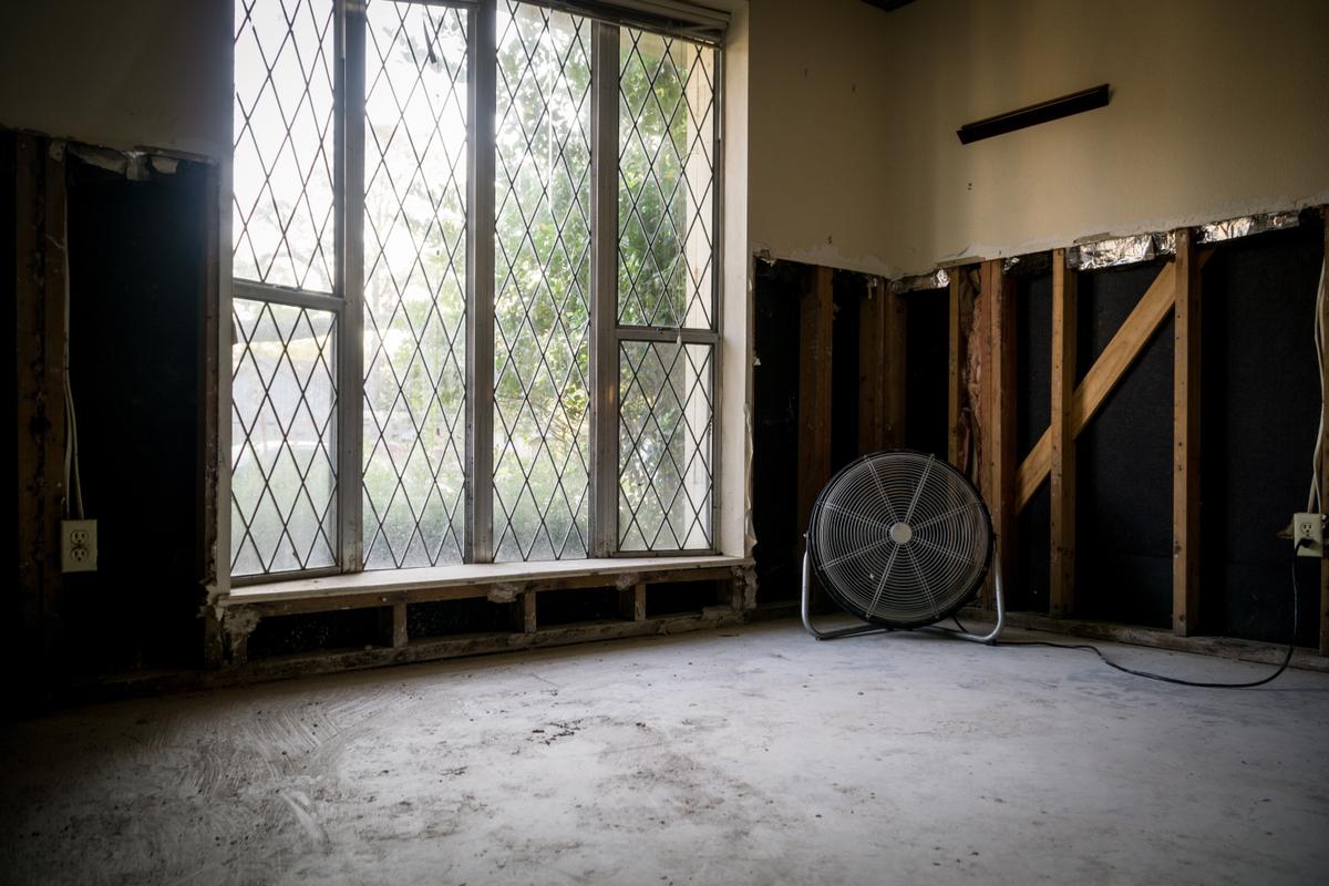 Lori Borgman: One Small Leak, Seven Giant Fans
