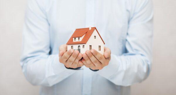 Good home insurance can protect your benefit. (Jakub Krechowicz/Shutterstock)