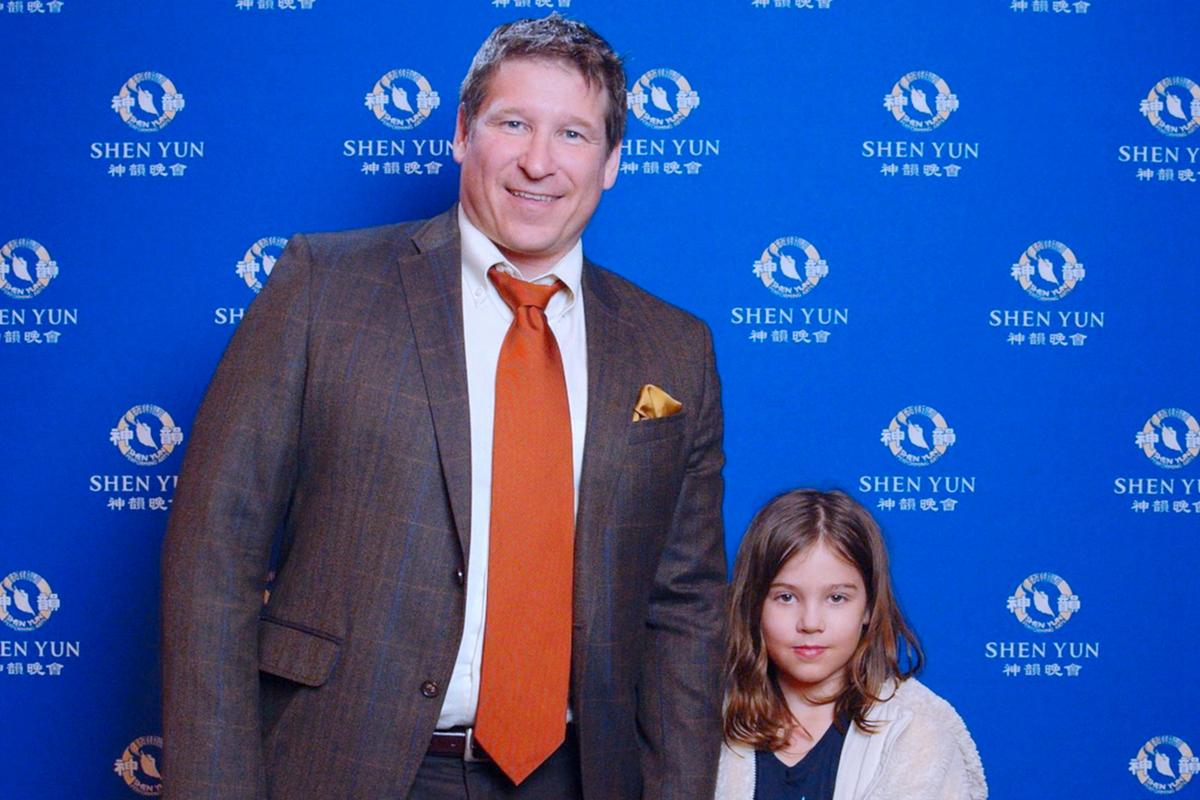 Winnipeg Patrons Amazed By the Beauty and Energy of Shen Yun