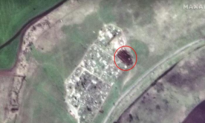 Russia–Ukraine War (April 22): Satellite Imagery Purports to Show 2nd Cemetery Near Mariupol