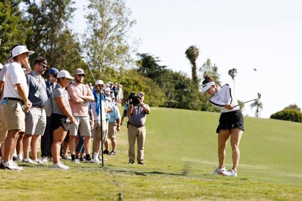 Hannah Green of Australia hits her second shot on the ninth hole during the final round of the DIO Implant LA Open at Wilshire Country Club, in Los Angeles, Calif., on April 24, 2022. (Michael Owens/Getty Images)