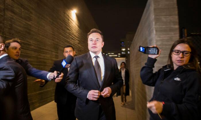Musk Says Recession Could Last Until 2024