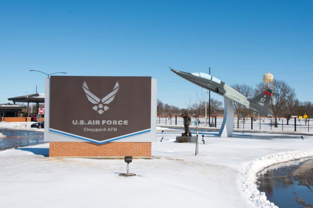 Senate Panel Finds ‘Grave’ Health Risks in Military Housing