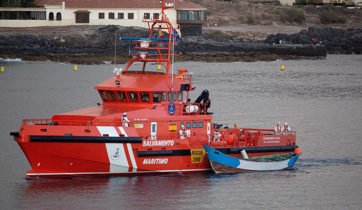 Spain: 1 Dead, 24 Missing After Migrant Boat Capsizes