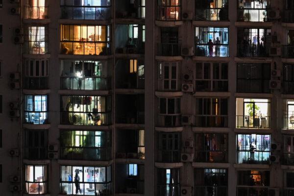 Residential units during a COVID-19 lockdown in the Jing'an district in Shanghai on April 29, 2022. (Hector Retamal/AFP via Getty Images)