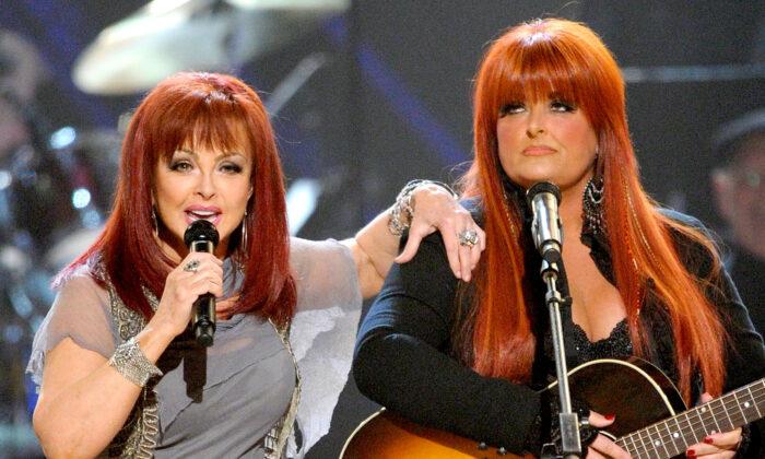 Naomi Judd’s Family to Discuss Her Planned Concert Tour After Her Death: ‘They Want to Be Respectful’