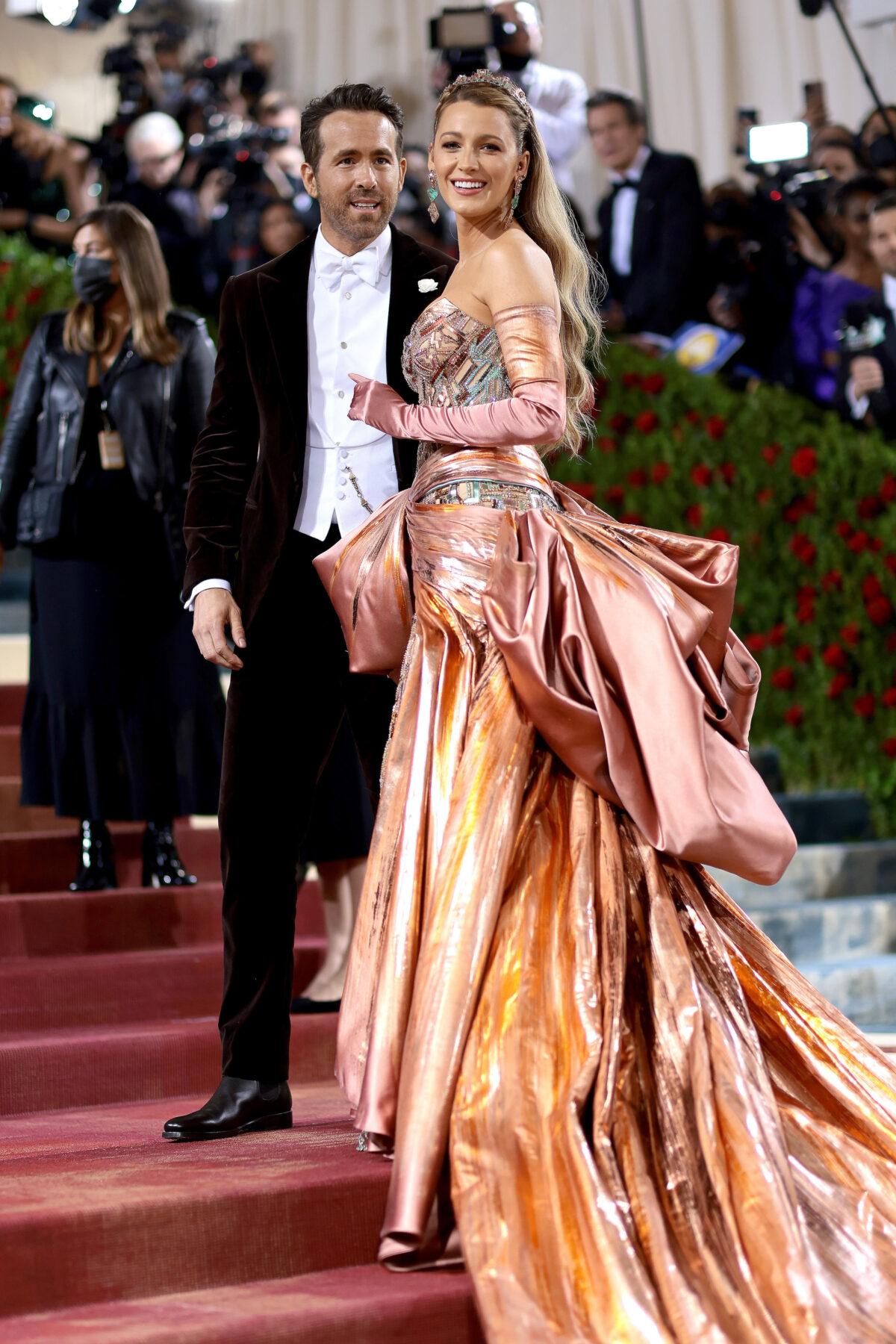 Met Gala Co-Chairs Ryan Reynolds and Blake Lively (L) attend The 2022 Met Gala Celebrating "In America: An Anthology of Fashion" at The Metropolitan Museum of Art in New York on May 2, 2022. (Dimitrios Kambouris/Getty Images for The Met Museum/Vogue)