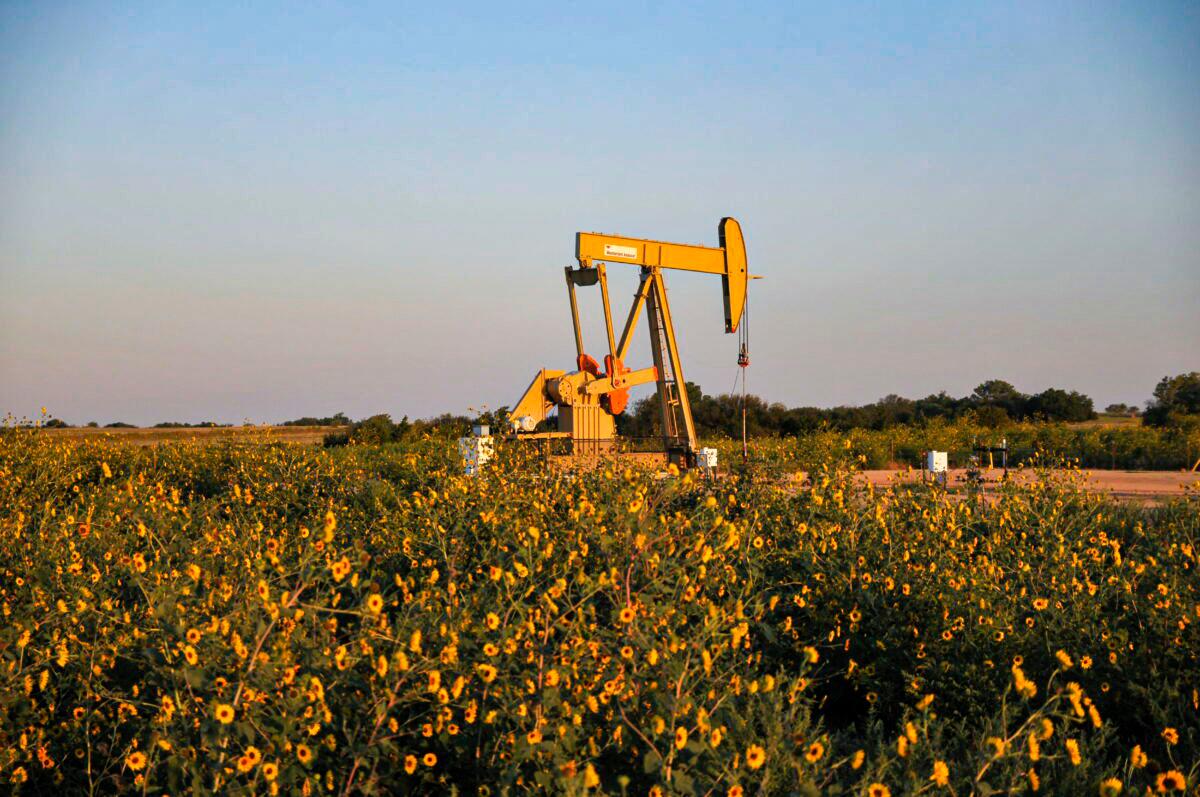 US Shale Companies Top Wall Street Estimates, Focus on Returns