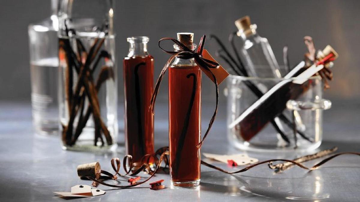 What Is Vanilla Extract Made Of?