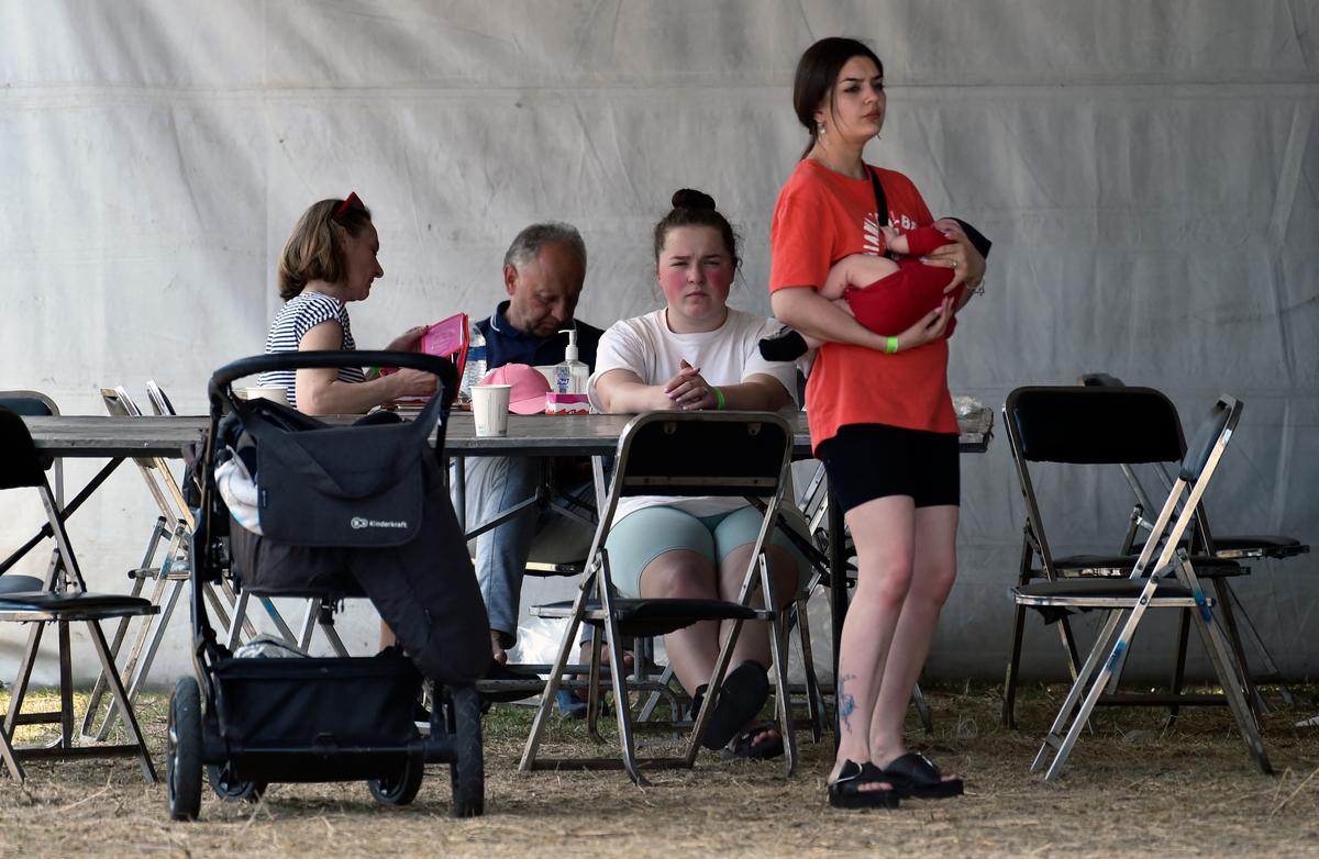 Russia–Ukraine War (May 3): Ukrainians Wait in Mexico City for US Entry