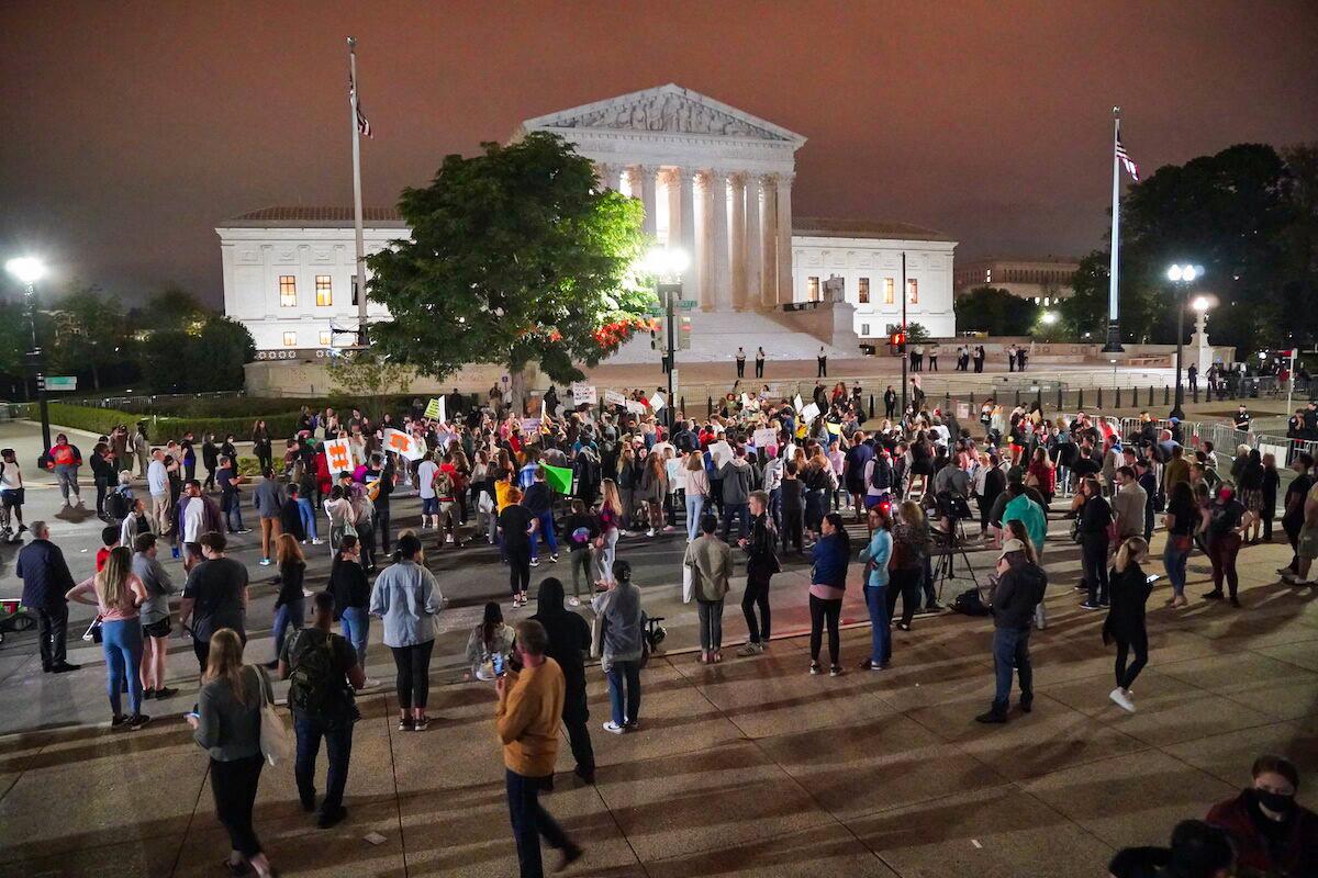 FBI Warns It Won’t Tolerate ‘Violence’ Amid Supreme Court’s Abortion Ruling