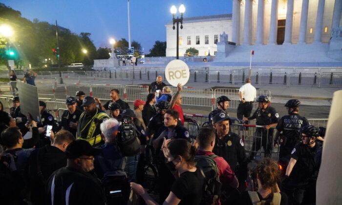 Washington Boosts Police Presence Ahead of Supreme Court Decisions