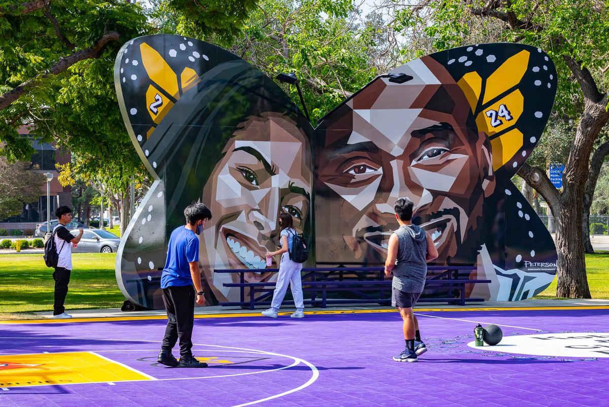 New Anaheim ‘Dream Court’ Honoring Kobe and Gianna Bryant Draws Crowds
