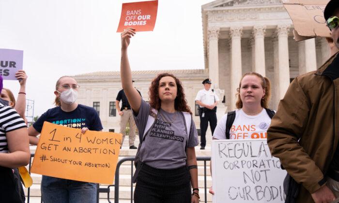 Abortion in America: Anger in the Streets and Clashes With Police