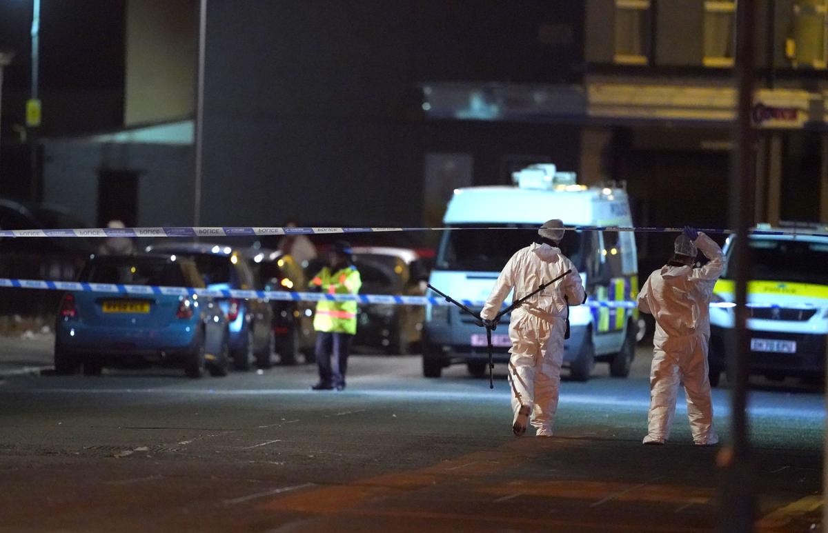 UK Police Urge Gun Owners To Hand Over Weapons