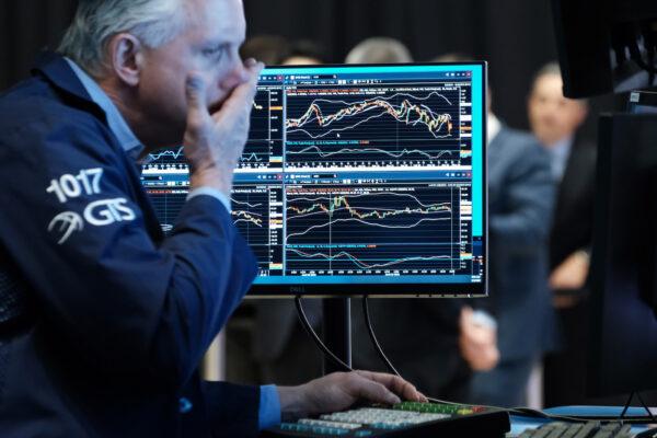 Traders work on the floor of the New York Stock Exchange on May 2, 2022. (Spencer Platt/Getty Images)