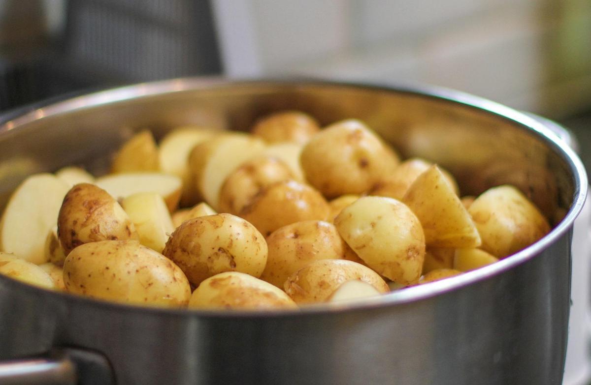 How to Cook Potatoes For Potato Salad