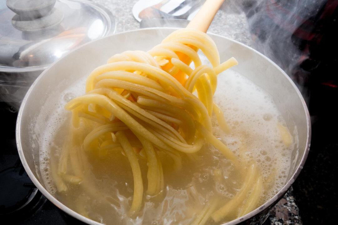 Why You Should Always Save Your Pasta Water