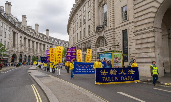 UK Peer Praises Falun Gong’s ‘Eternal Values’