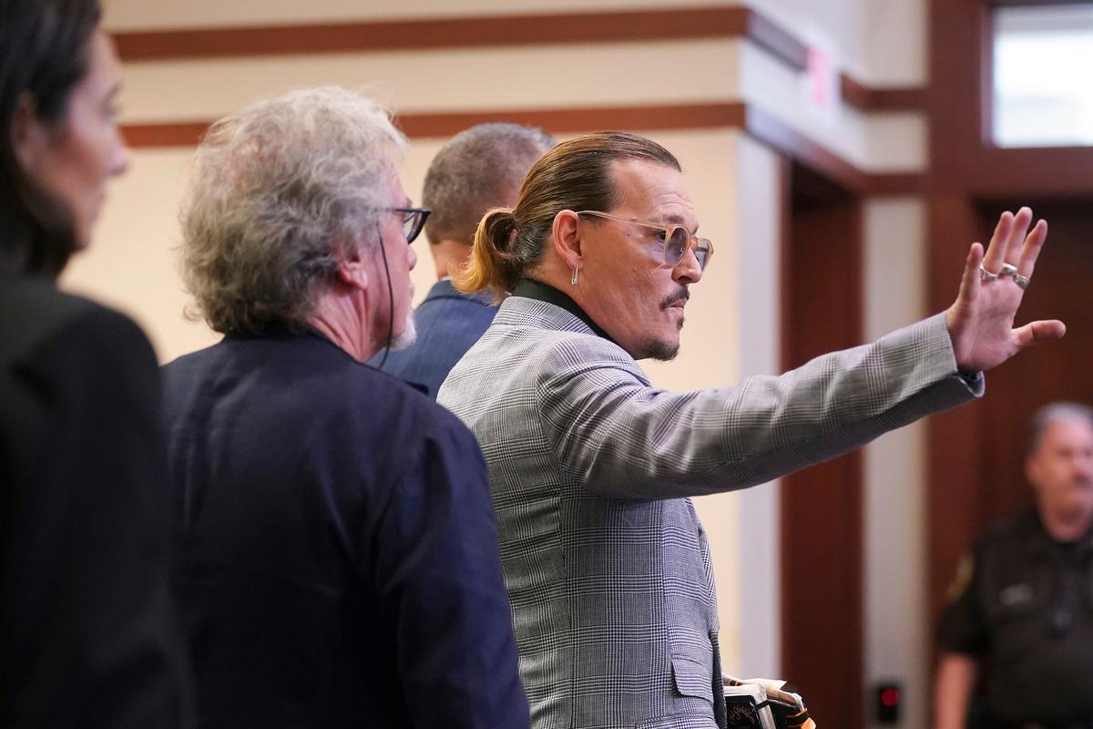 Heard's Lawyers Try to Poke Holes in Depp's Libel Lawsuit
