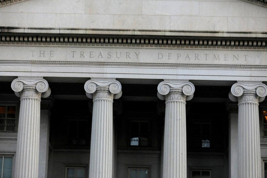 Probability of Debt Default Has Risen 300 Percent Since Start of Year: Report