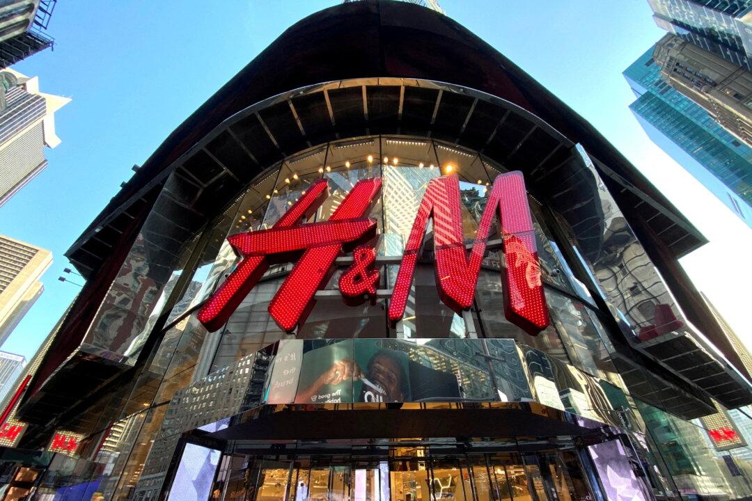 H&M Reaches $36 Million Settlement With New York Over Unused Gift Cards