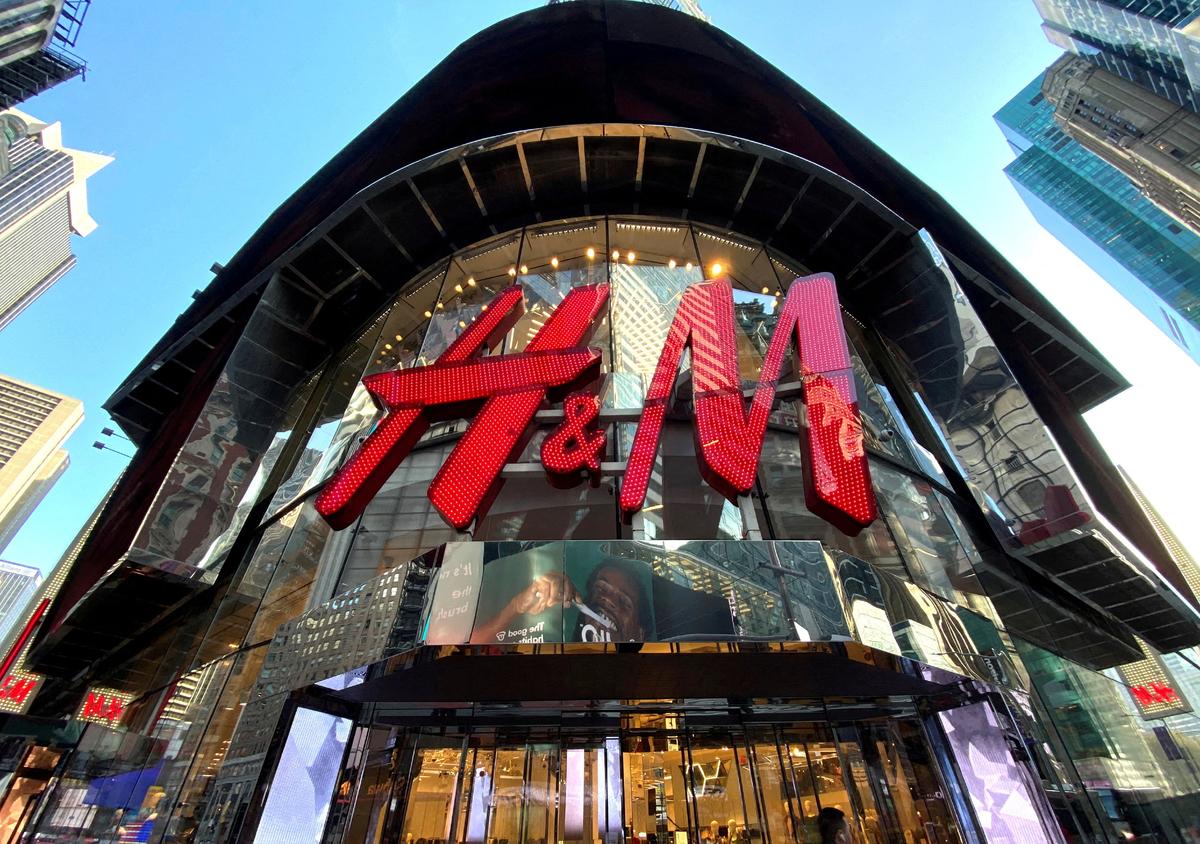 Fashion Retailer H&M’s Sales Jump, but Investors Fret Over Margins
