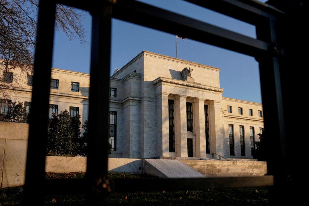 Fed May Pause Policy Tightening in September, BofA Says