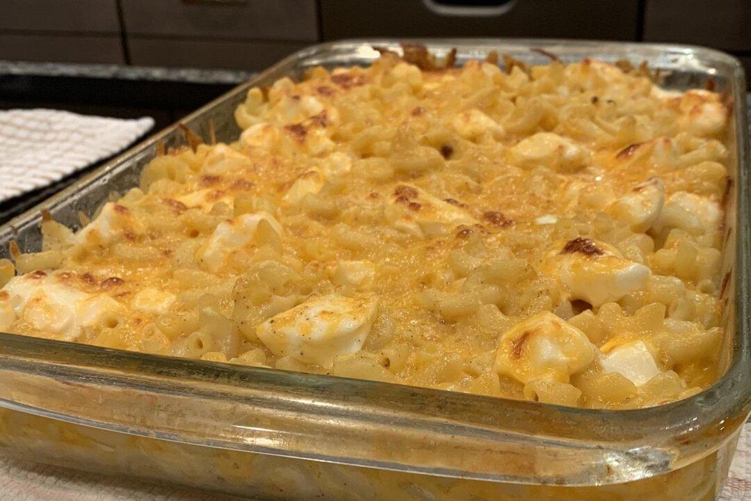 Cream Cheese in Macaroni and Cheese Is a Game Changer
