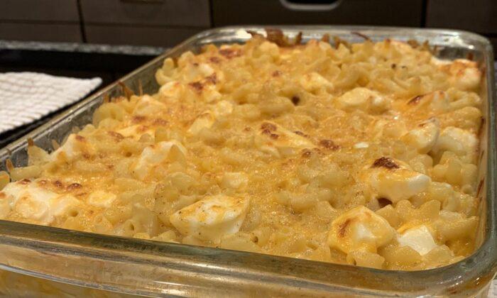 Cream Cheese in Macaroni and Cheese Is a Game Changer