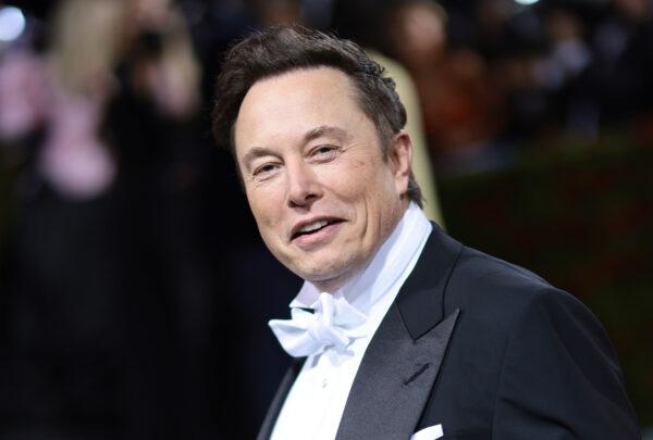 Elon Musk attends The 2022 Met Gala Celebrating "In America: An Anthology of Fashion" at The Metropolitan Museum of Art in New York on May 02, 2022. (Dimitrios Kambouris/Getty Images for The Met Museum/Vogue)