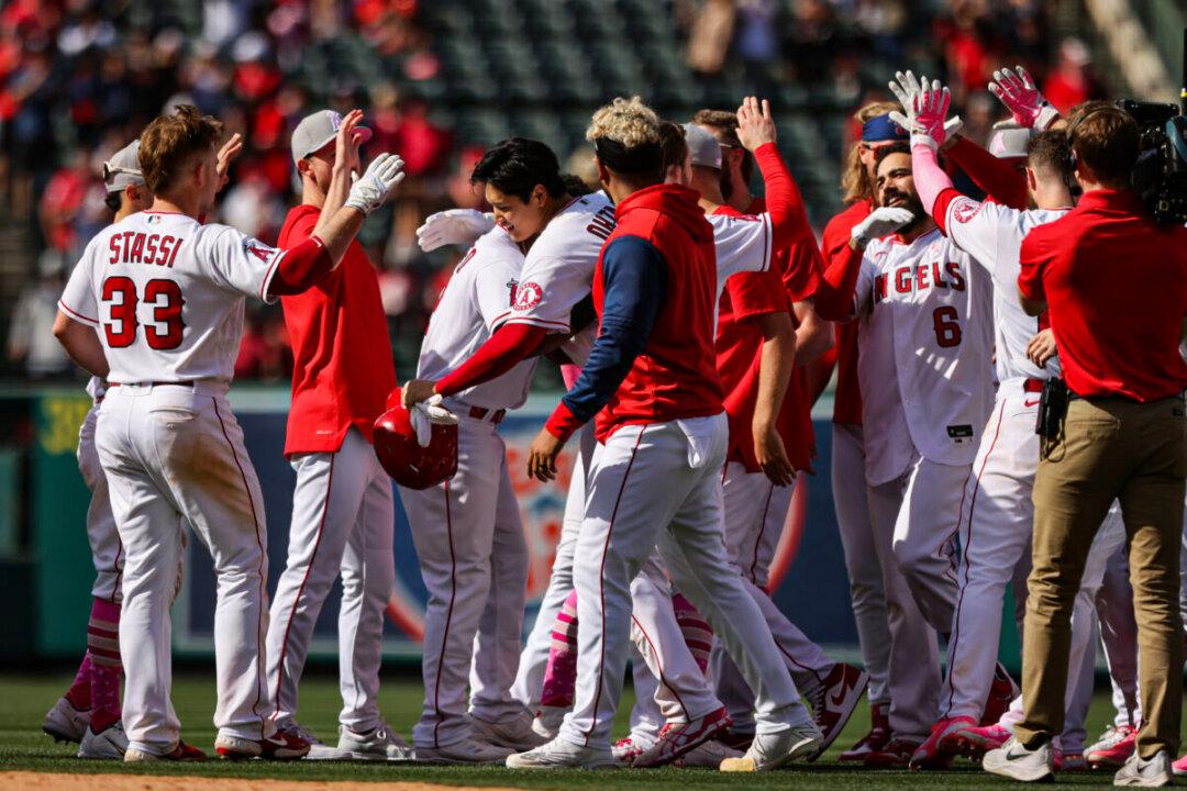 Angels Rally Late Over Nationals With Heroics From Ohtani, Rendon