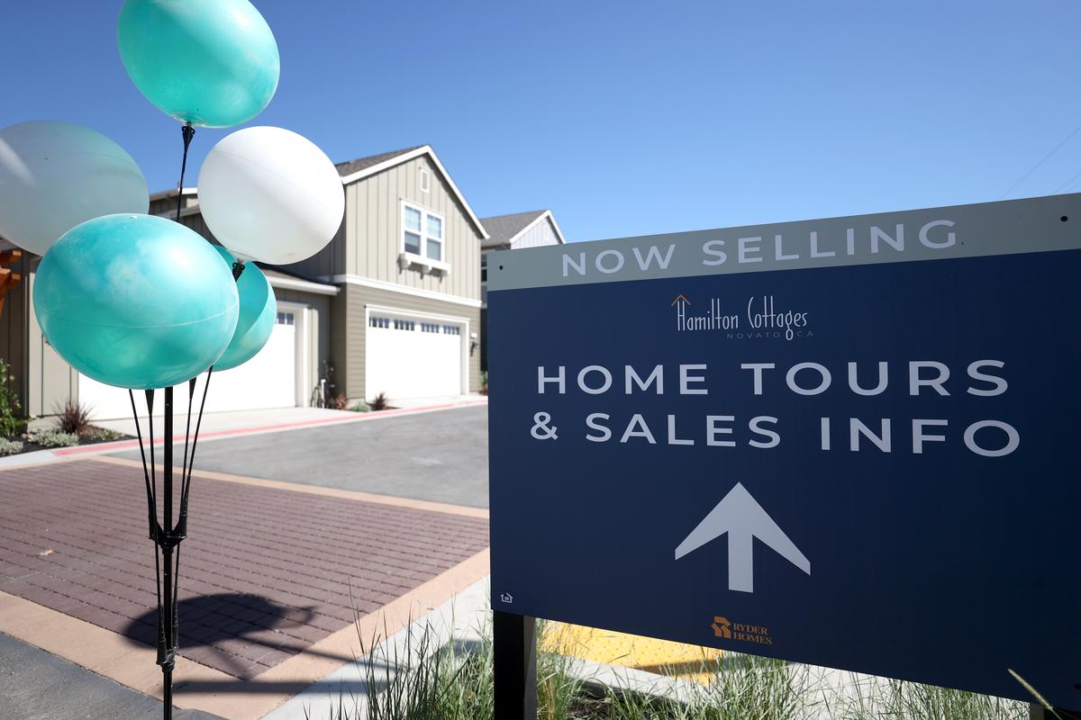 Home Listings Spike as Sellers Look for Buyers While Prices Remain High