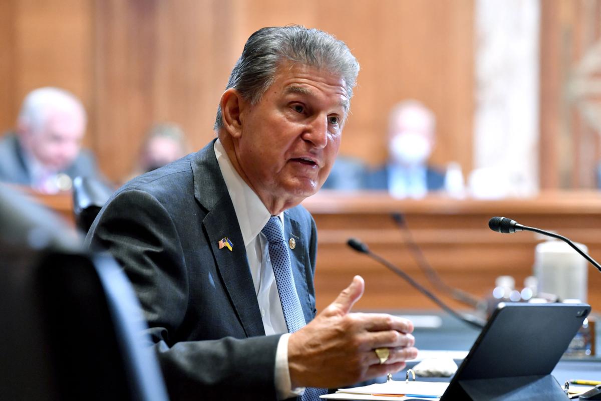 Sen. Manchin Refuses to Say If He Supports Biden's 2024 Race