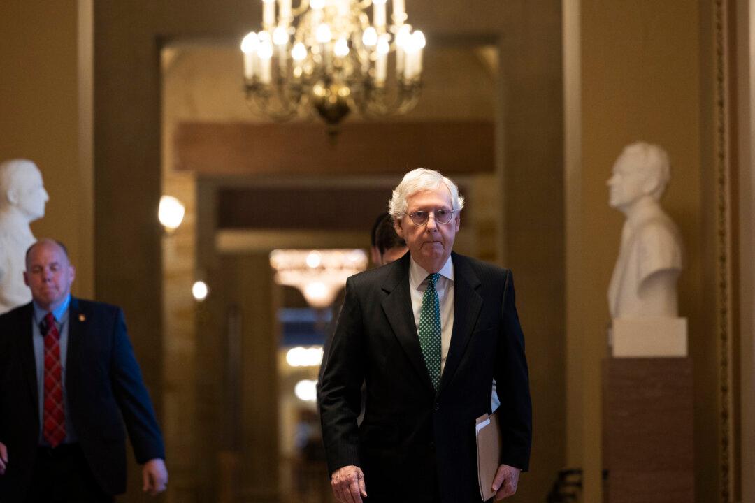 McConnell, Other Republicans Consider Concessions to Democrats on Gun Legislation