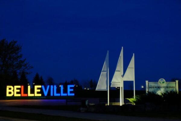 A landmark was lit up in celebration of the 30th anniversary of the spread of the spiritual practice of Falun Dafa in Belleville, Ontario, on May 9, 2022. (Arek Rusek/The Epoch Times)