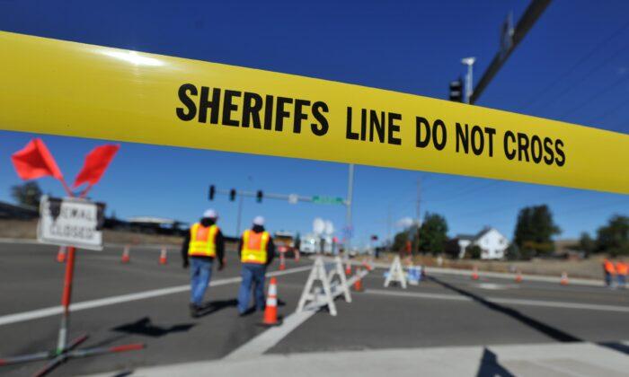 Police: Woman Fatally Shoots Her 2 Children, Self in Oregon