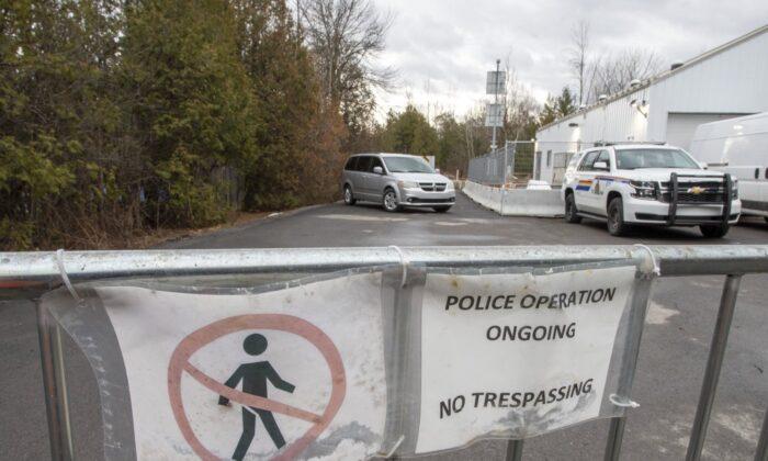 MPs Vote to Investigate Government Funds Used at Unofficial Quebec Border Crossing