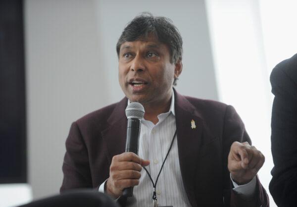 Founder and CEO of Viome Naveen Jain is interviewed onstage at the Kairos Society Global Summit At One World Observatory in New York City on April 21, 2017. (Brad Barket/Getty Images for Kairos Society)