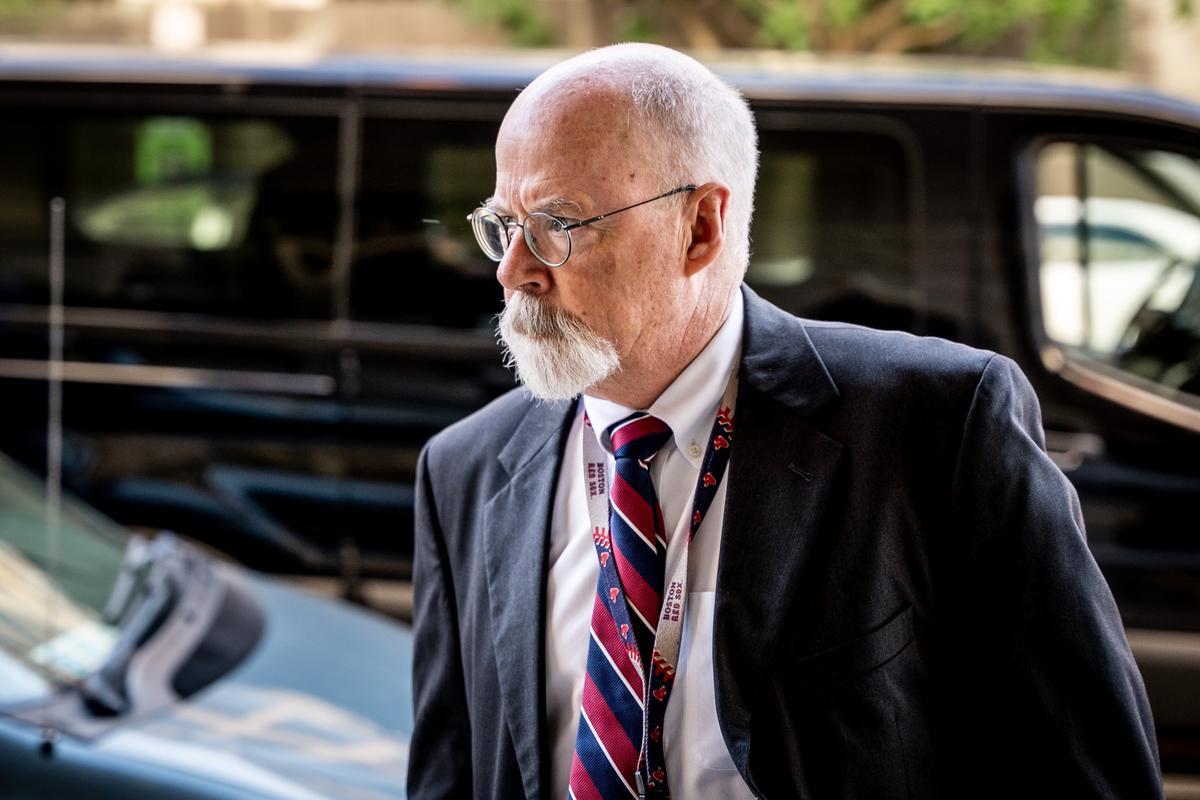 Department of Justice Mistakenly Referred to During Opening of Trump–Russia Probe: FBI Agent