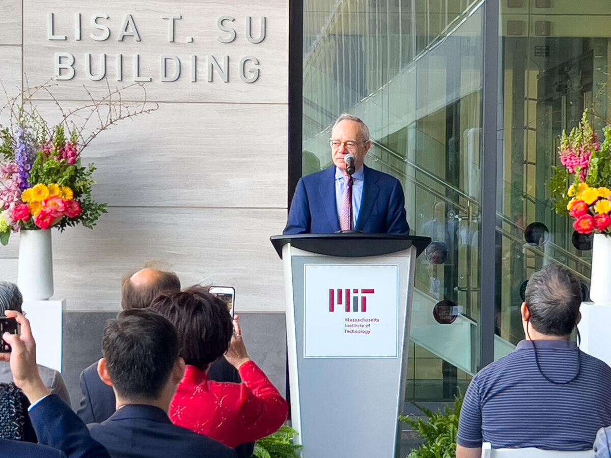 MIT president L. Rafael Reif speaks at the building dedication ceremony. (Learner Liu/The Epoch Times)
