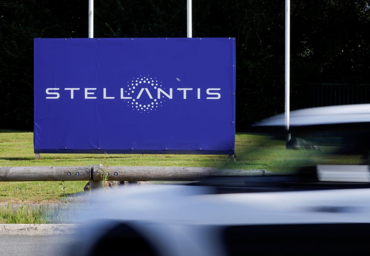 Stellantis Issues ‘Do Not Drive’ Warning for 225,000 Vehicles Containing Deadly Takata Airbags