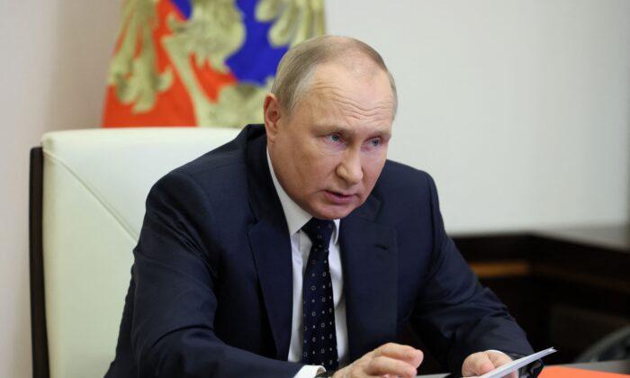 Putin Assembles Eurasian Economic Union to Counter Western Sanctions
