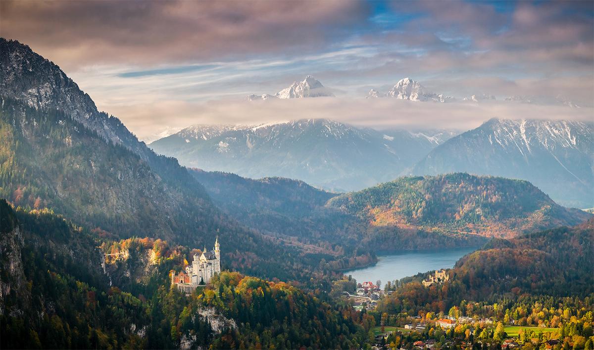 Neuschwanstein Castle is set in the Bavarian Alps, next to the Tyrol mountains. It was King Ludwig's refuge from the outside world. (Dmytro Balkhovitin/CC BY-SA 4.0)