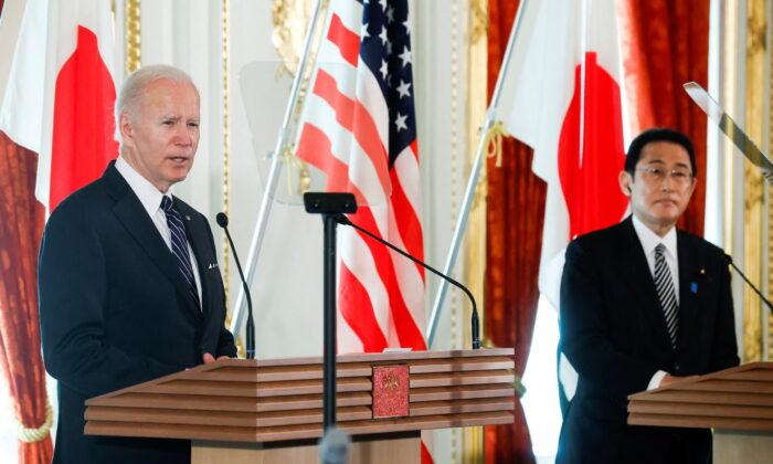 Biden Promises to Keep ‘Commitment’ to Defend Taiwan in Case of Attack by China