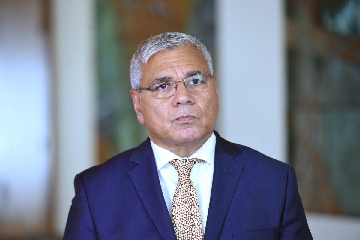 Australian Aboriginal leader Warren Mundine speaks at a press conference at Parliament House in Canberra on Oct. 14, 2015. (AAP Image/Mick Tsikas)