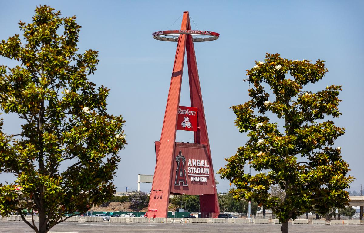 Anaheim Suspends Plans to Build Fire Station at Angel Stadium