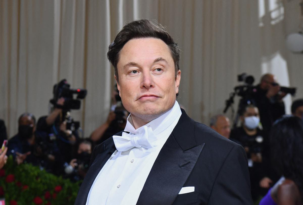 Elon Musk's Net Worth Falls Below $200 Billion With Tesla Stock Crash