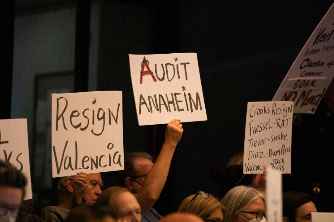 Anaheim Walks Away From Angel Stadium Deal