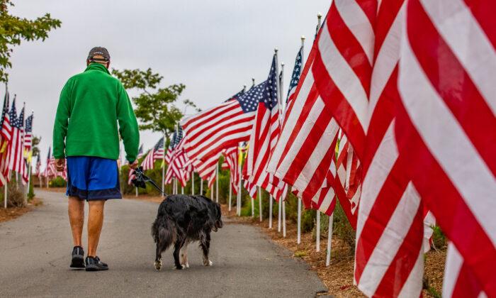 1,776 Flags Honor Service Members in Newport Beach